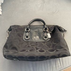 BAREY USED COACH PURSE